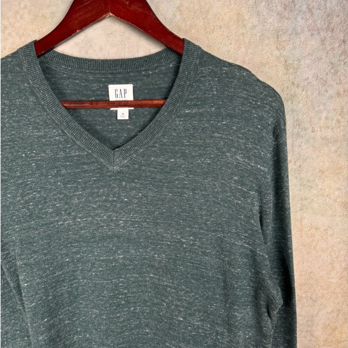 2000s Gap V Neck Knit Sweater M