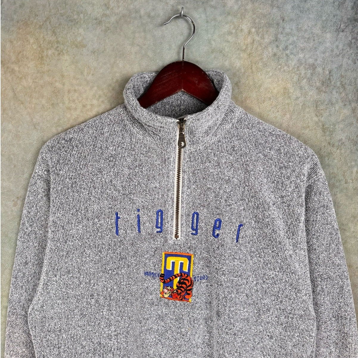VTG 90s Disney Tigger Q Zip Sweate S