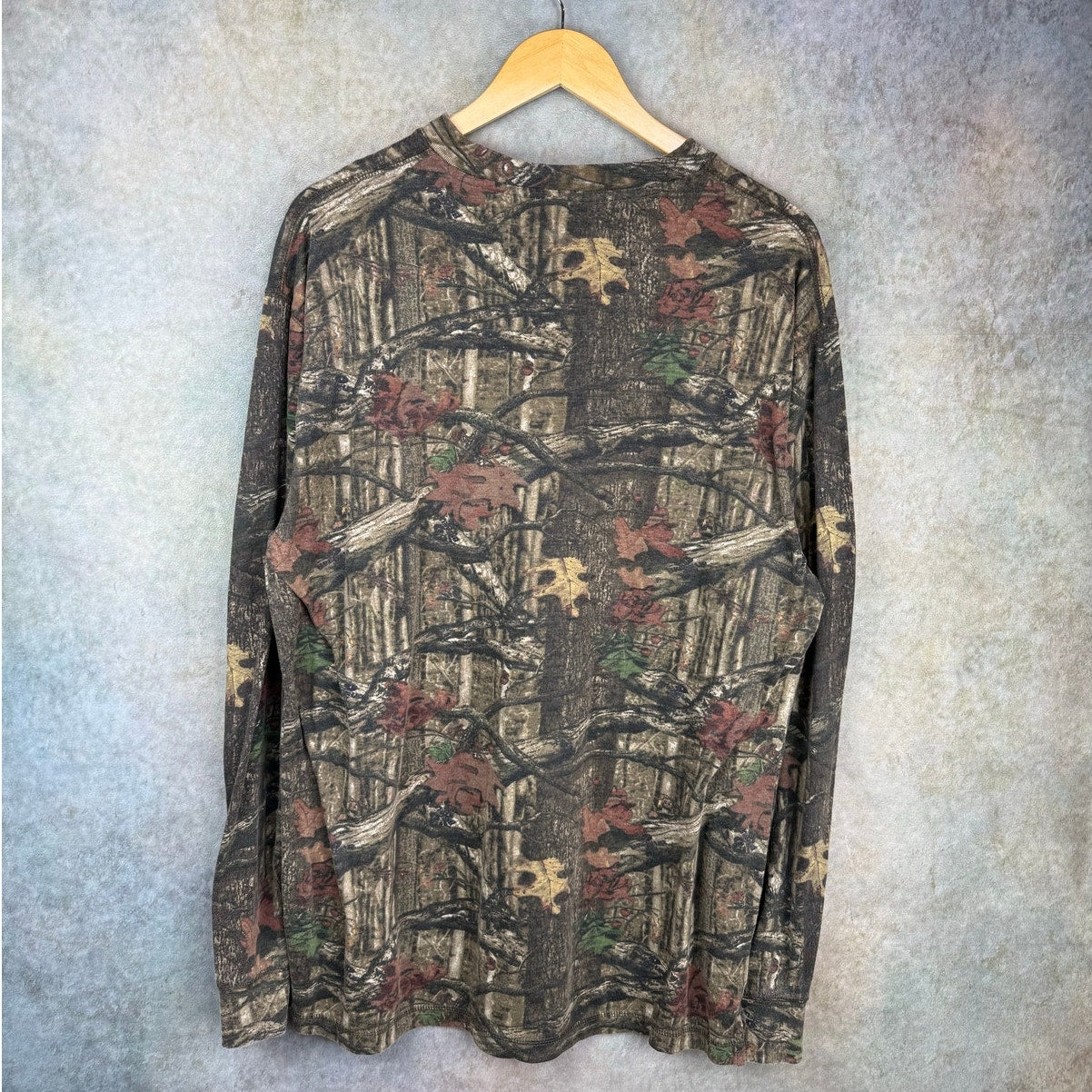 Real tree Camo Long Sleeve Shirt XL