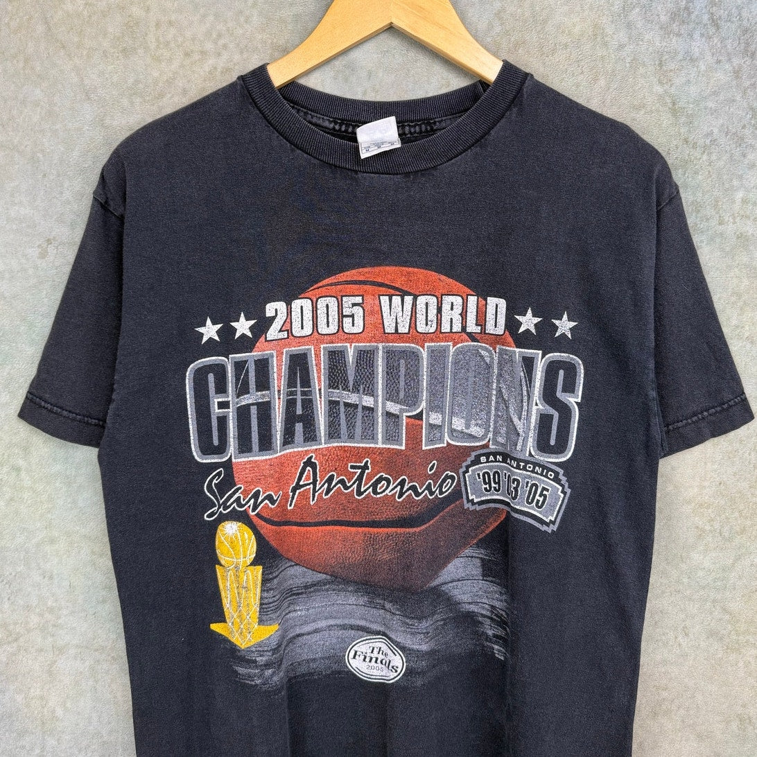 VTG 2005 San Antonio Spurs NBA Champions T Shirt M