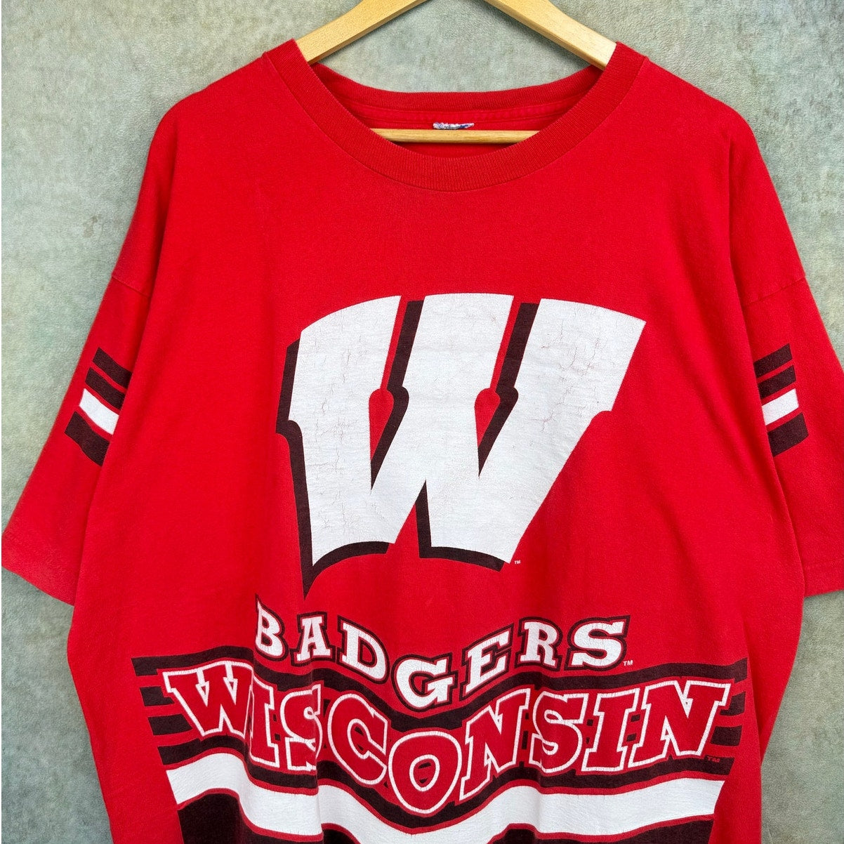 VTG 90s Wisconsin Badgers AOP T Shirt XL