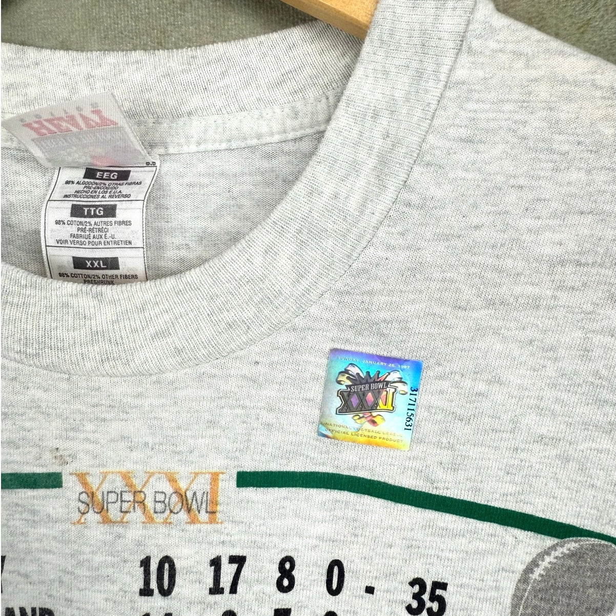 VTG 1997 Green Bay Packers/Brett Favre Super Bowl Newspaper Tee XXL