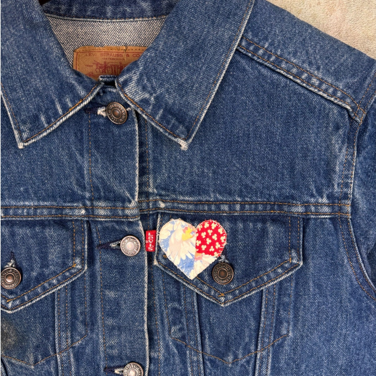 VTG 90s Levis Denim Patch Jacket Sz L