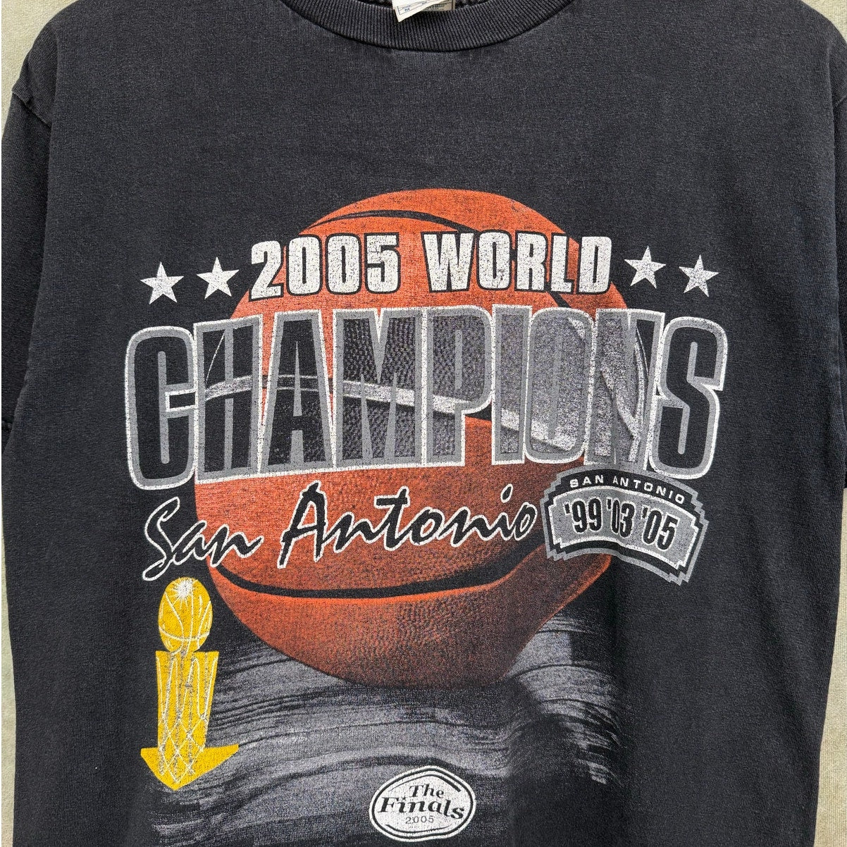VTG 2005 San Antonio Spurs NBA Champions T Shirt M