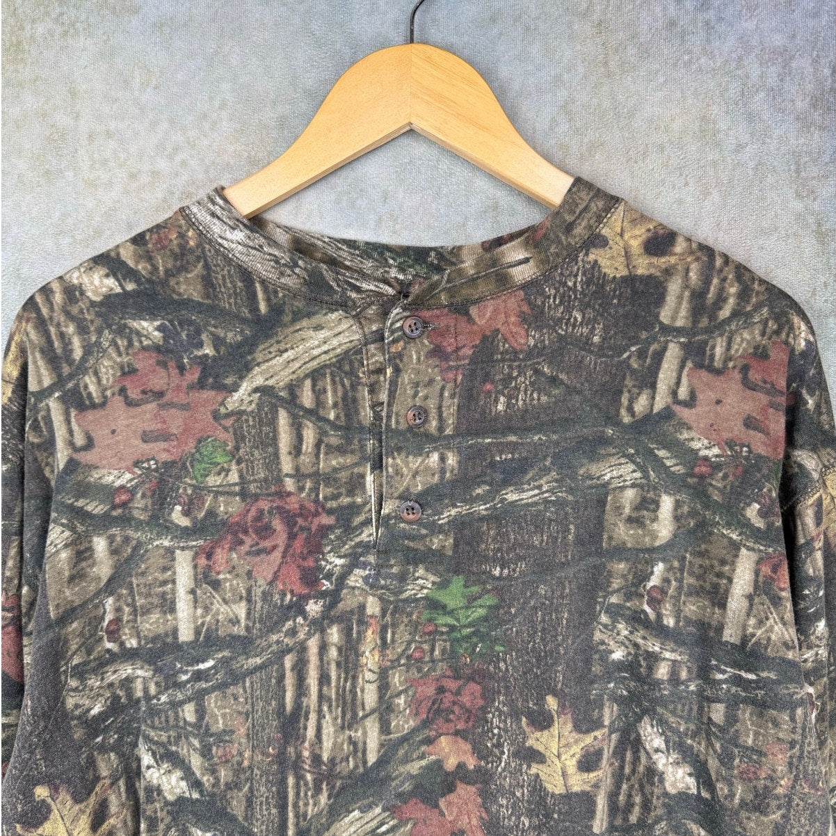 Real tree Camo Long Sleeve Shirt XL