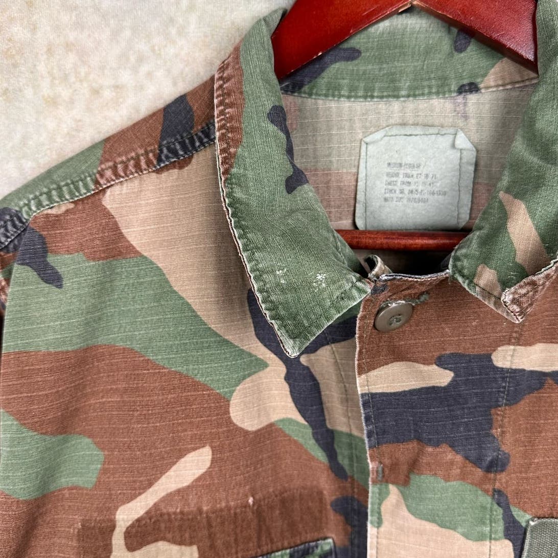 Vintage US Army Military Camo Shirt M