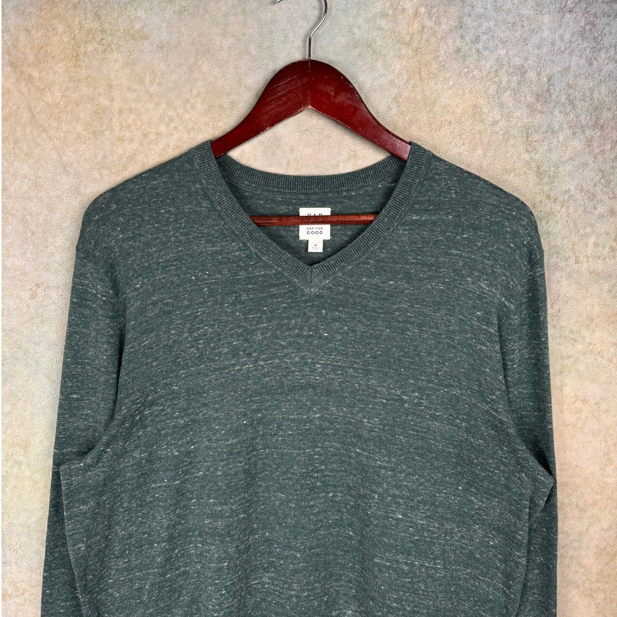 2000s Gap V Neck Knit Sweater M