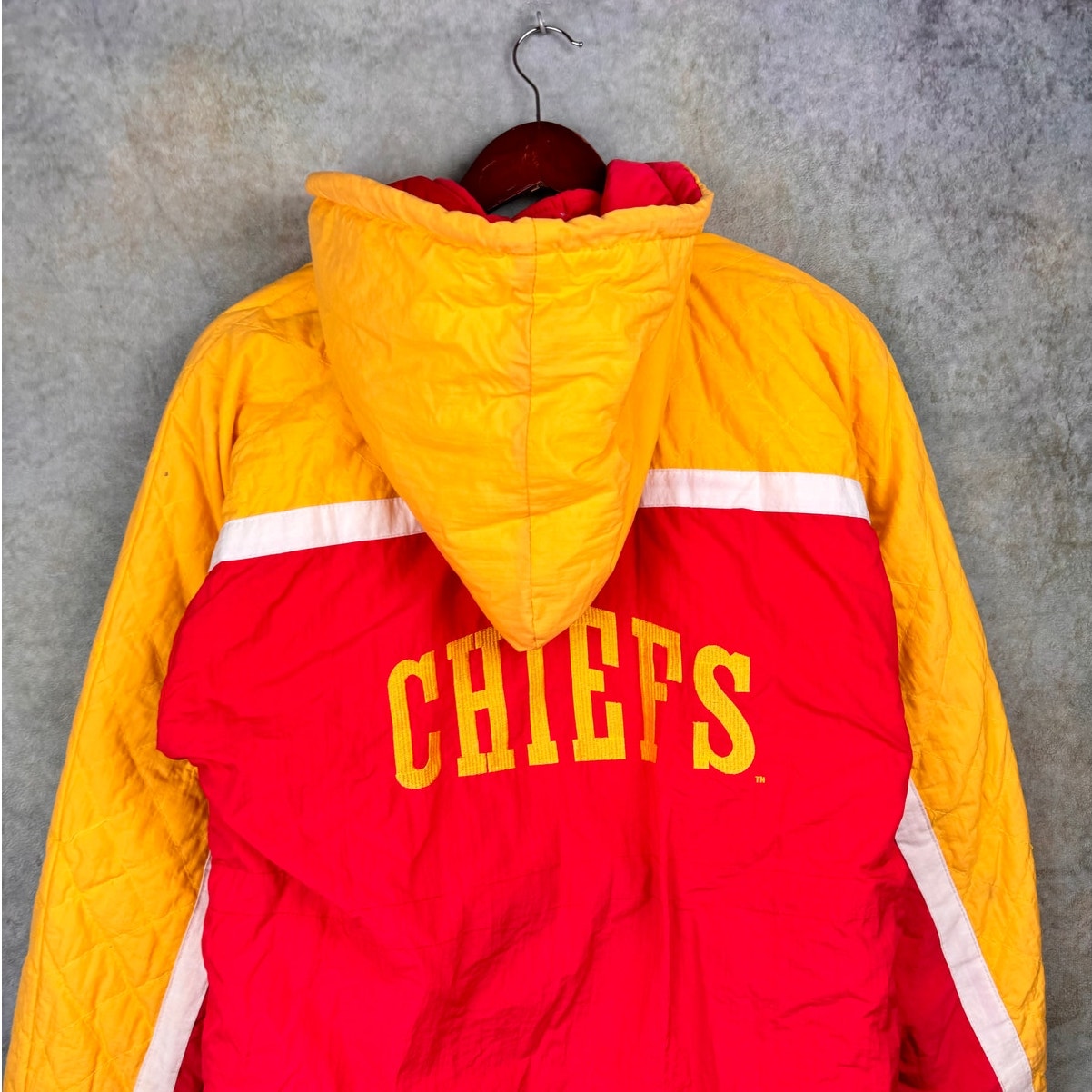 VTG 90s Kansas City Chiefs Puffer Jacket M
