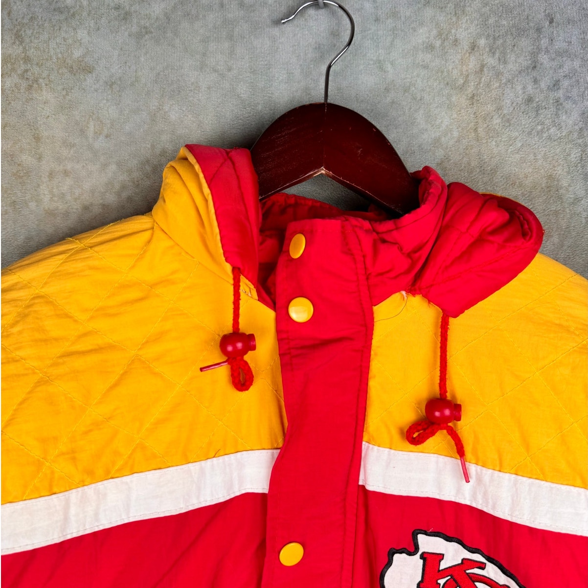 VTG 90s Kansas City Chiefs Puffer Jacket M