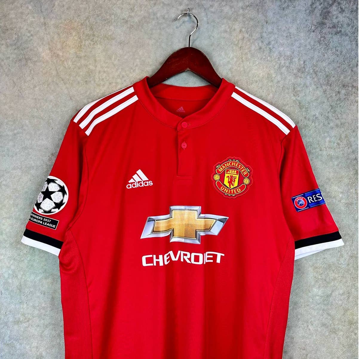 Manchester United Soccer Jersey L