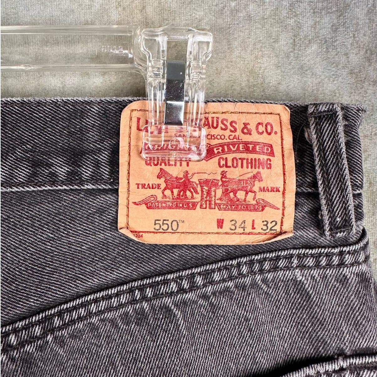 Vintage Levis 550 Denim Jeans Relaxed Fit 34x32