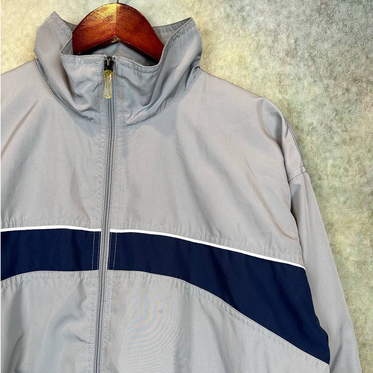 Vintage Y2K Reebok Track Jacket M