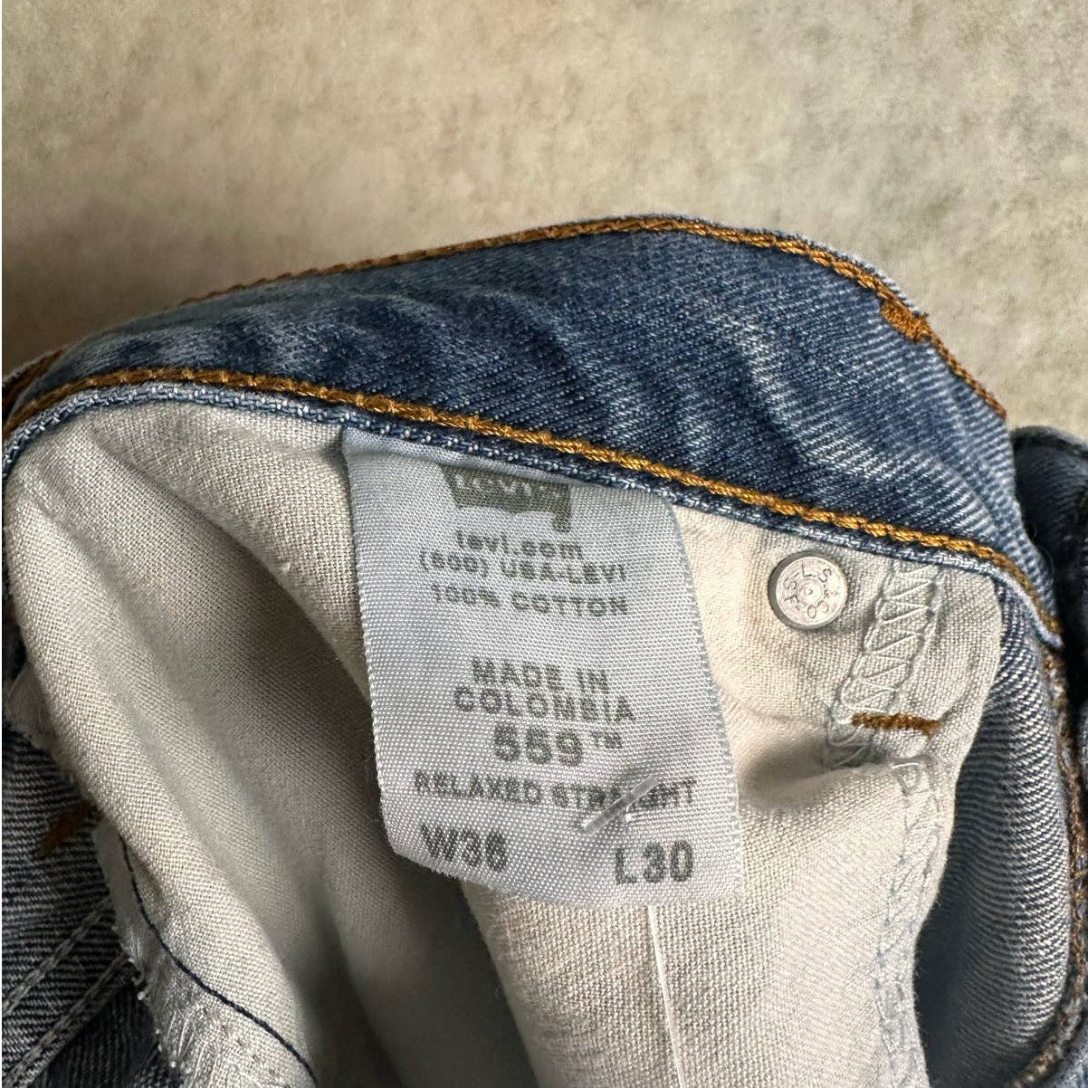 Vintage Levis 559 Denim Jeans 36x30