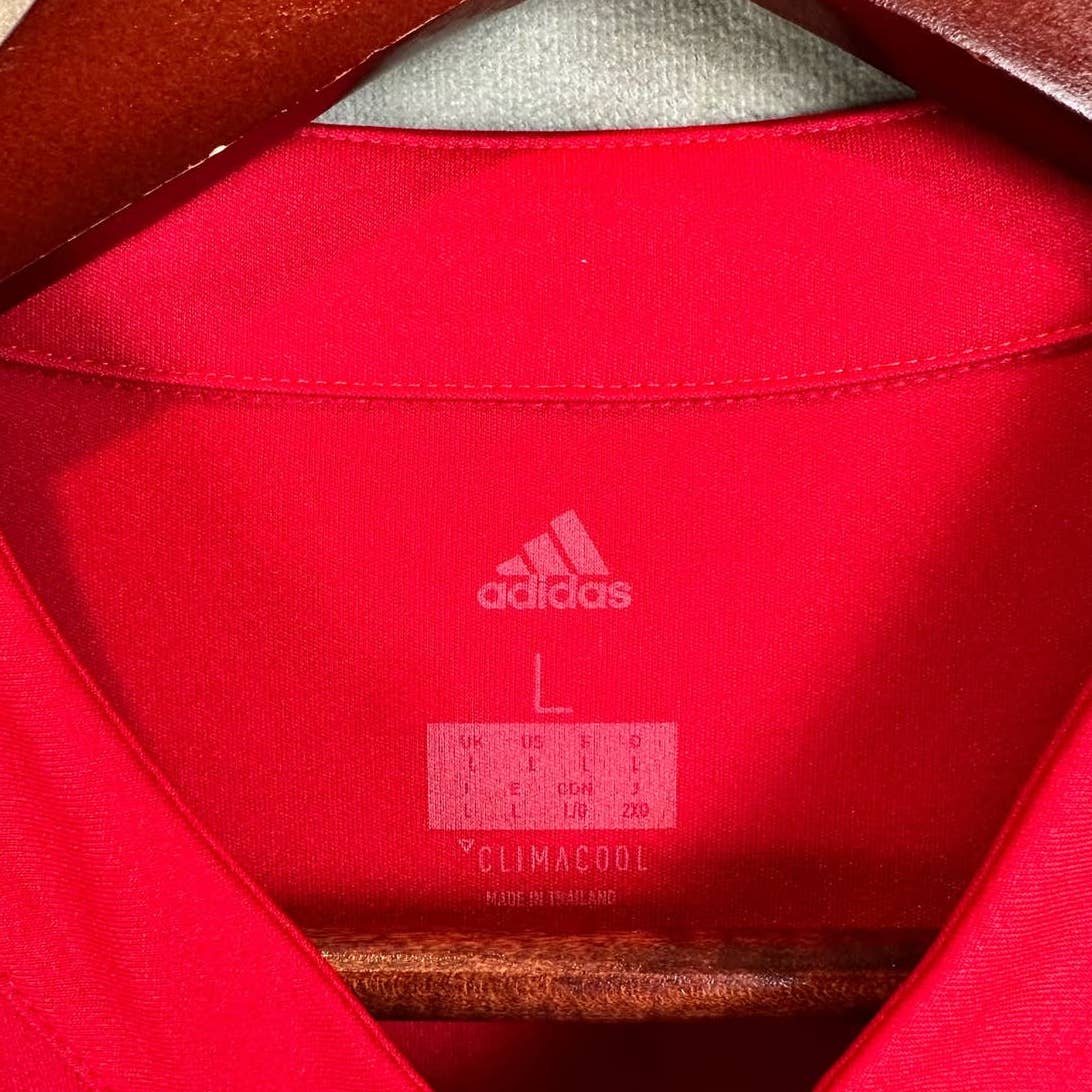 Manchester United Soccer Jersey L