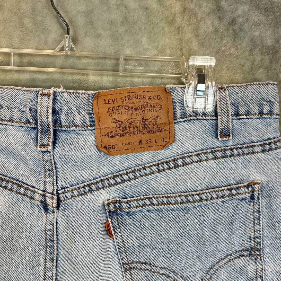 Vintage Levis 550 Jean Shorts 36