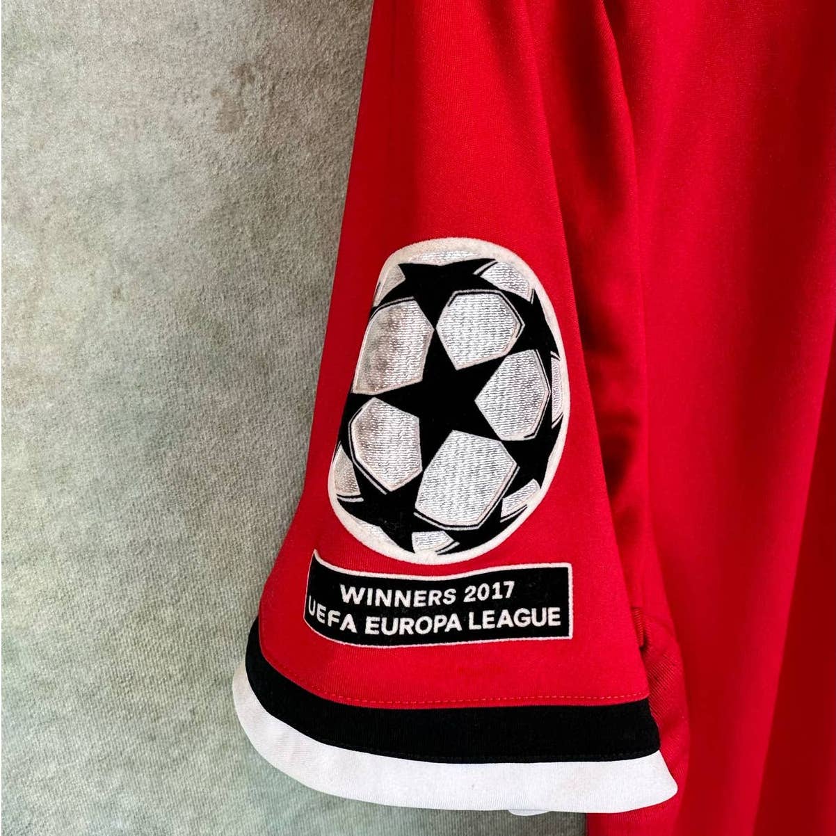 Manchester United Soccer Jersey L