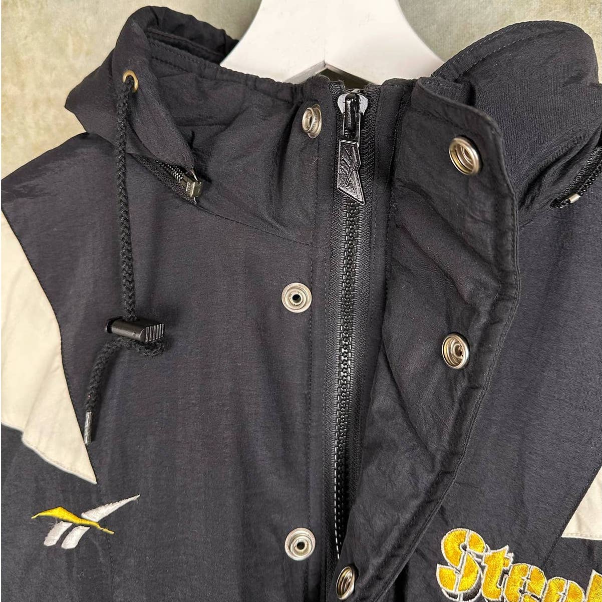 Vintage Pittsburgh Steelers Puffer Jacket M