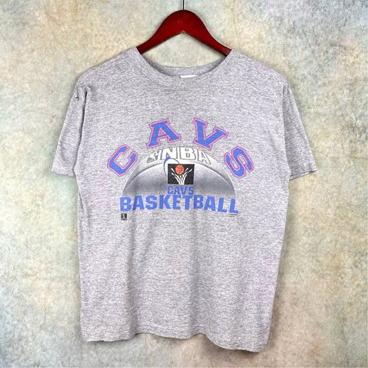 Vintage 90s Cleveland Cavaliers Graphic T Shirt XS