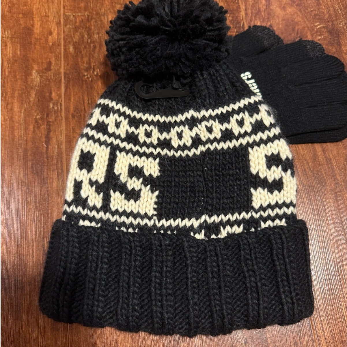 Pittsburgh Steelers Ultra Game NFL Beanie Hat Gloves Set NWT $50 MSRP Black