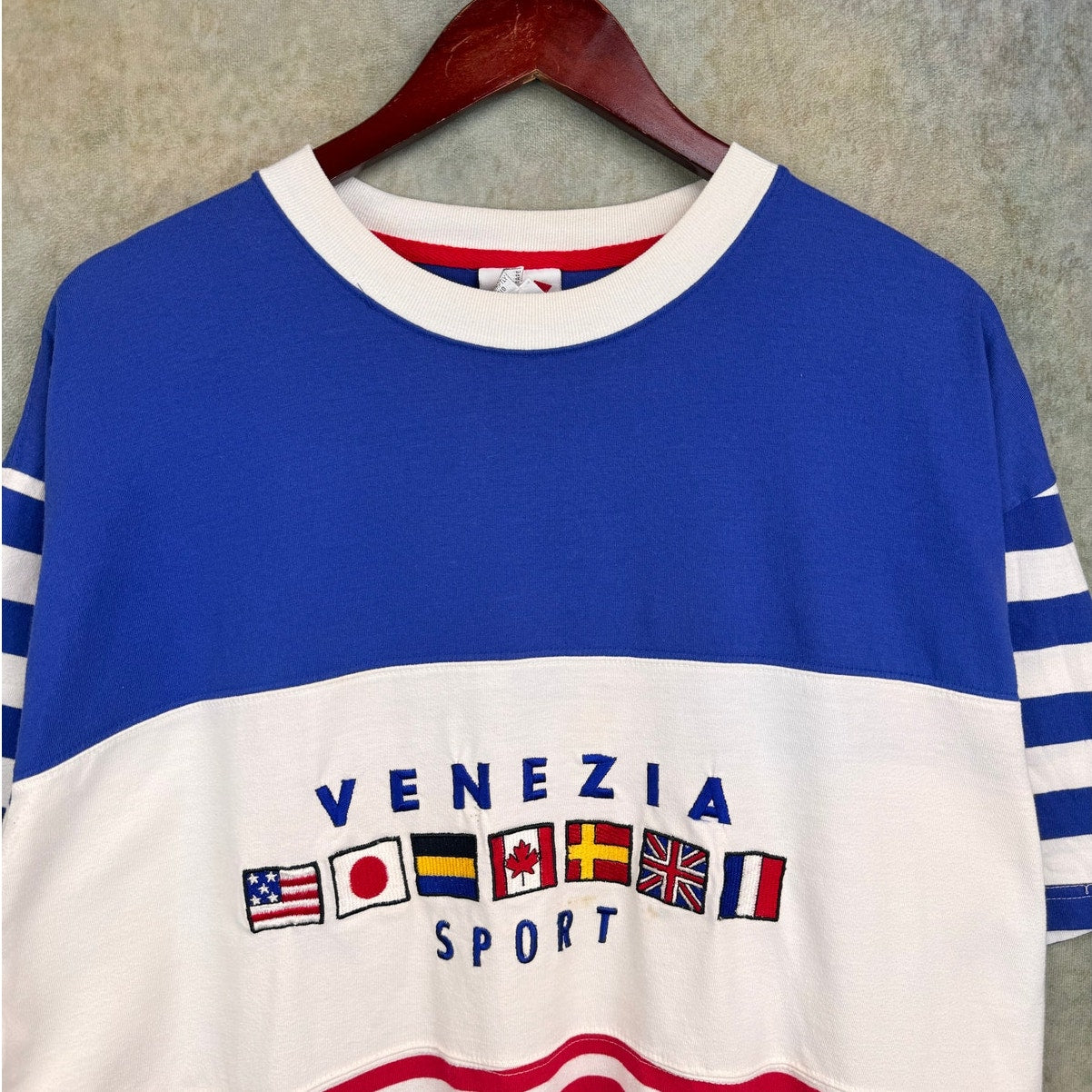 VTG 90s Venezia Sport World Flag T Shirt XL