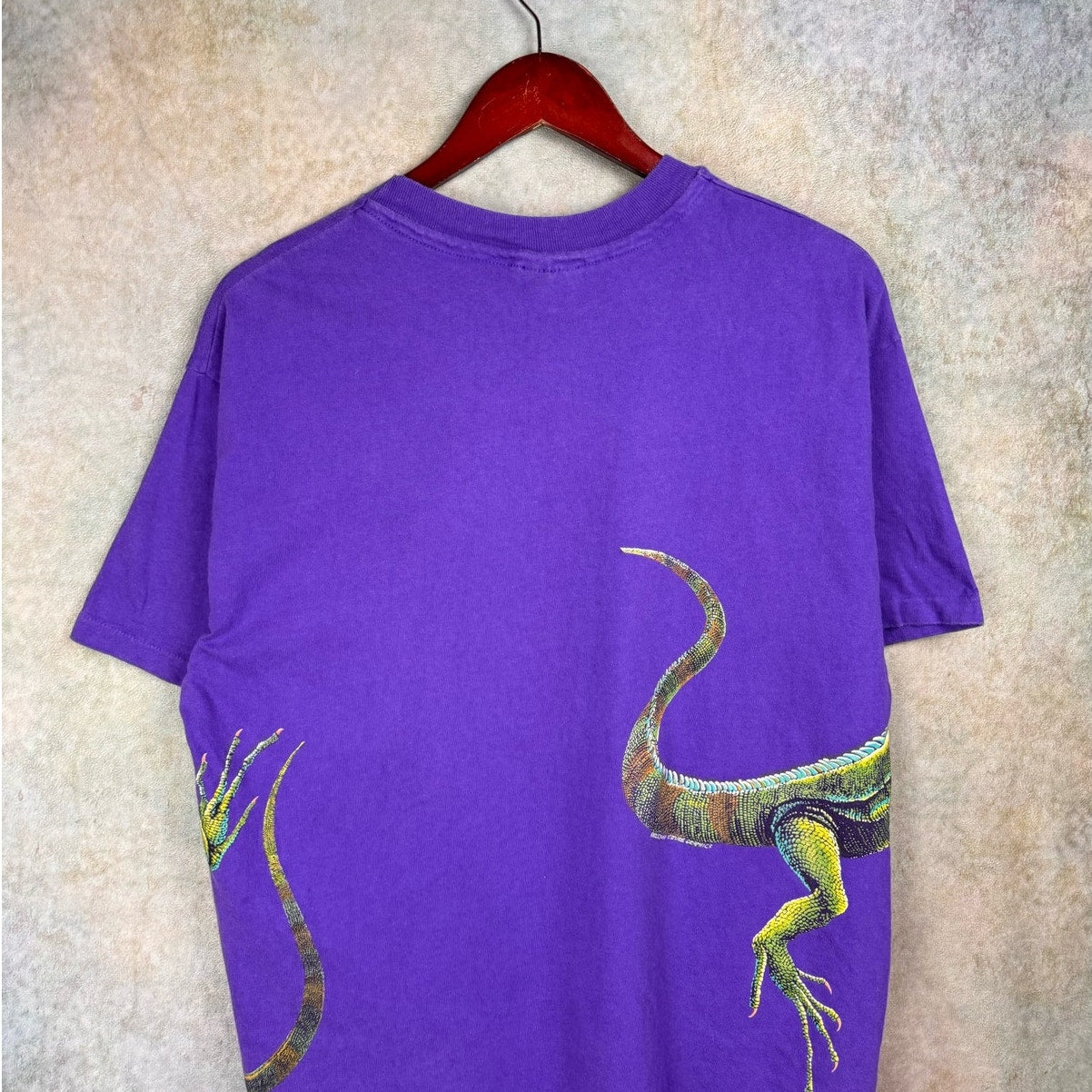 VTG 90s Iguana Graphic T Shirt L