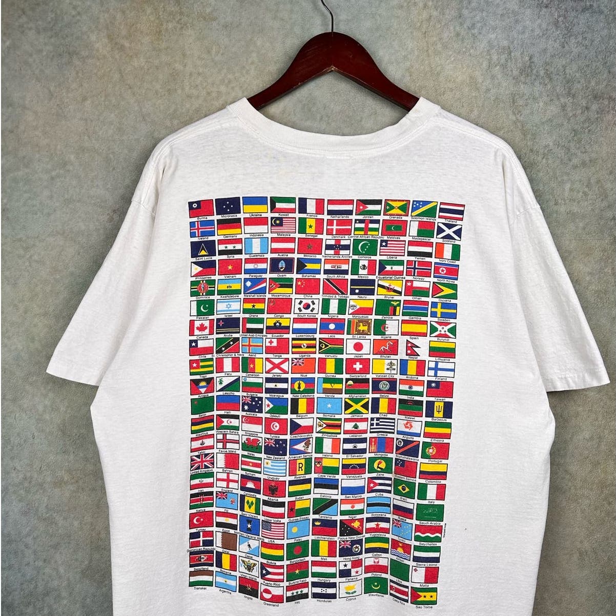 Vintage 90s World Flags Graphic T Shirt XXL