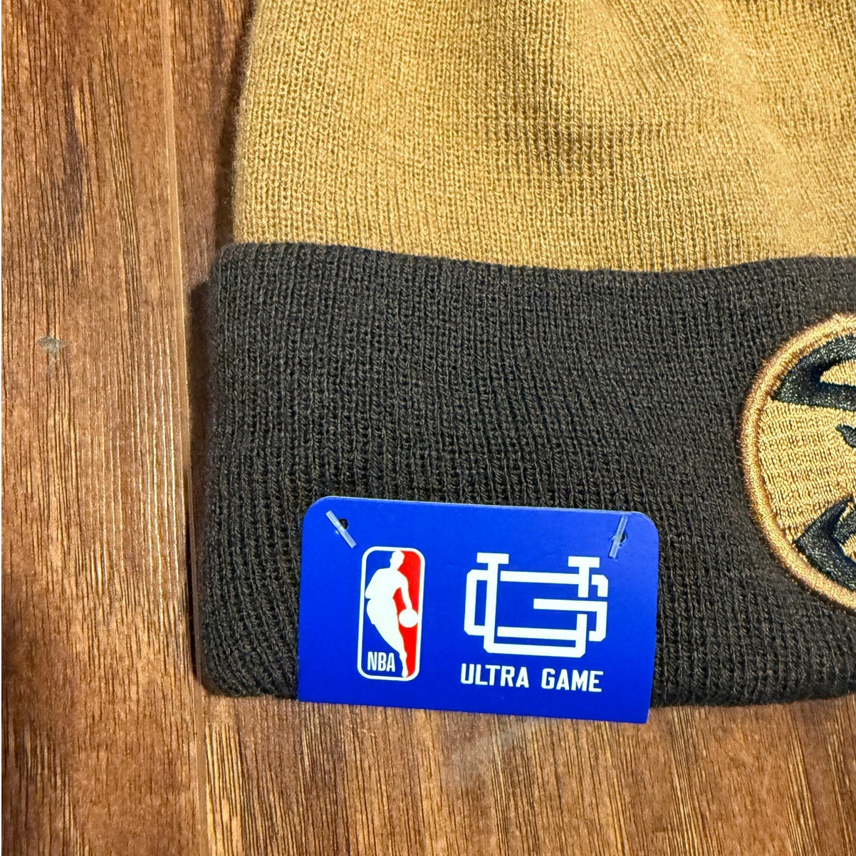 Atlanta Hawks NBA Beanie Hat Ultra Game NWT 30 MSRP Brown Tan Basketball Sports
