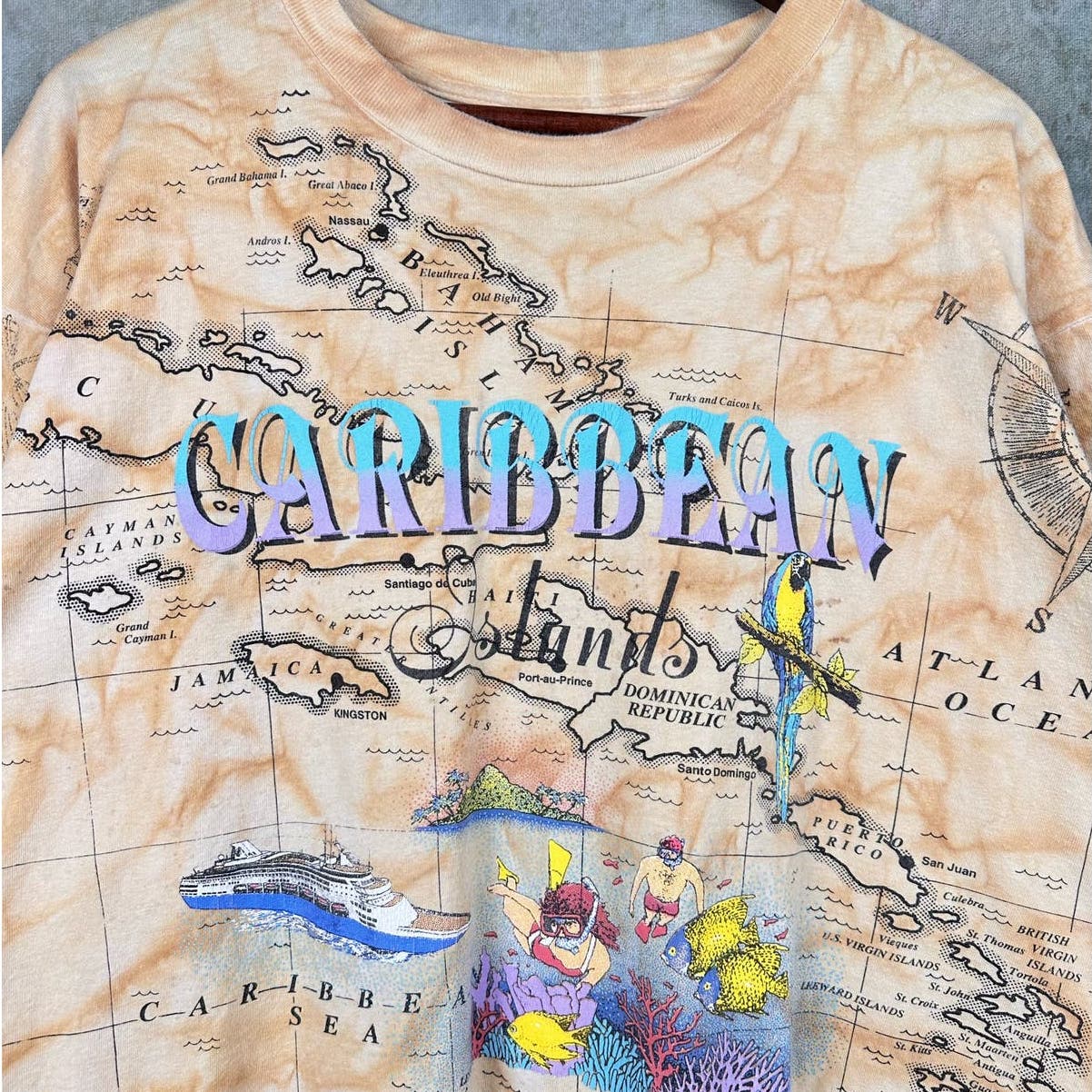 Vintage All Over Print Caribbean Islands T Shirt XL