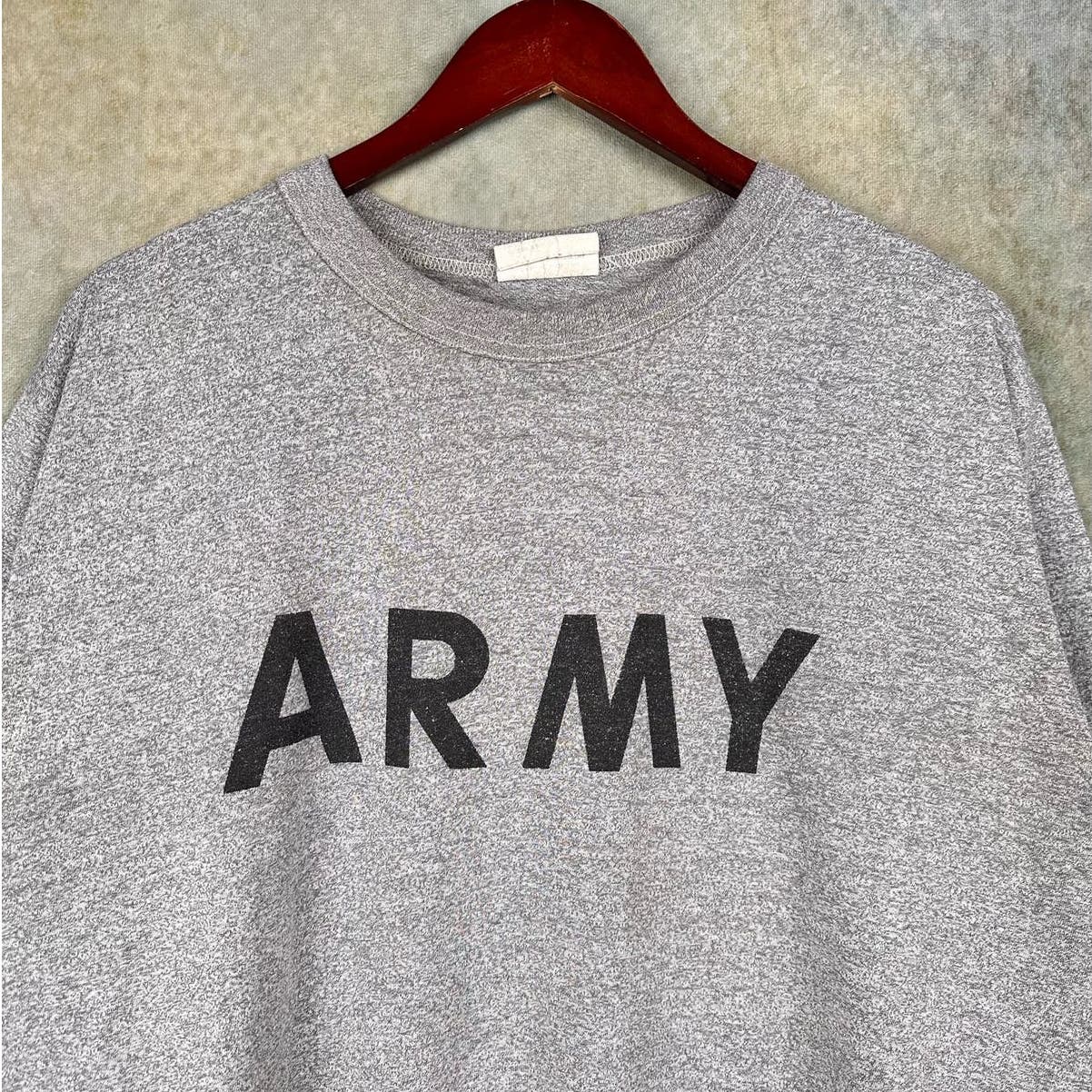 Vintage 90s US Army T Shirt L
