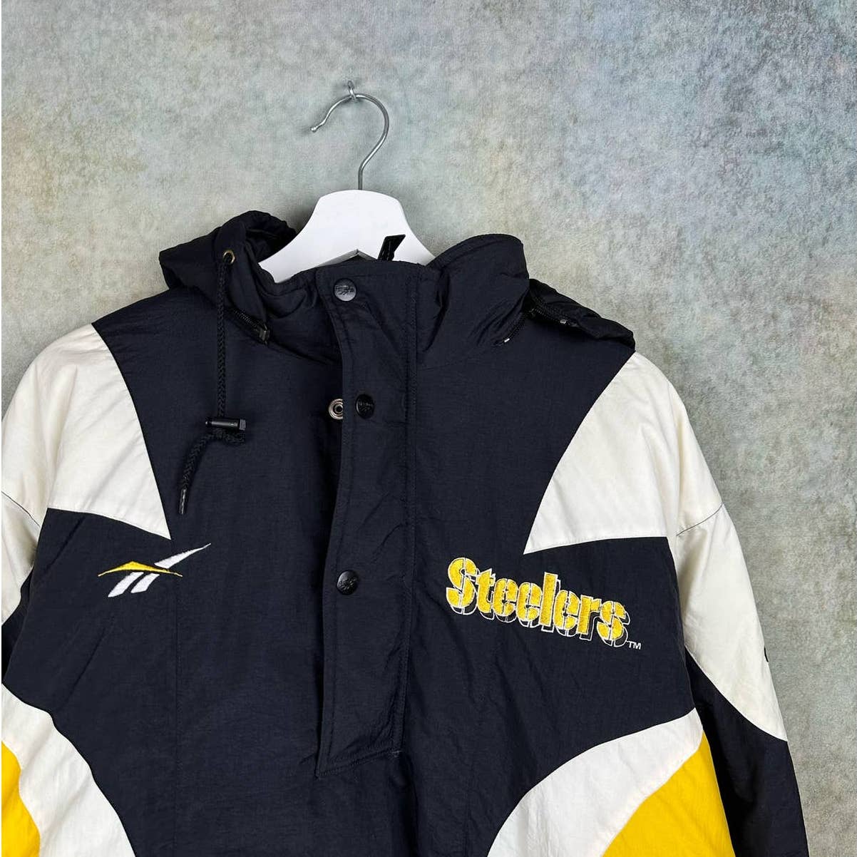 Vintage Pittsburgh Steelers Puffer Jacket M
